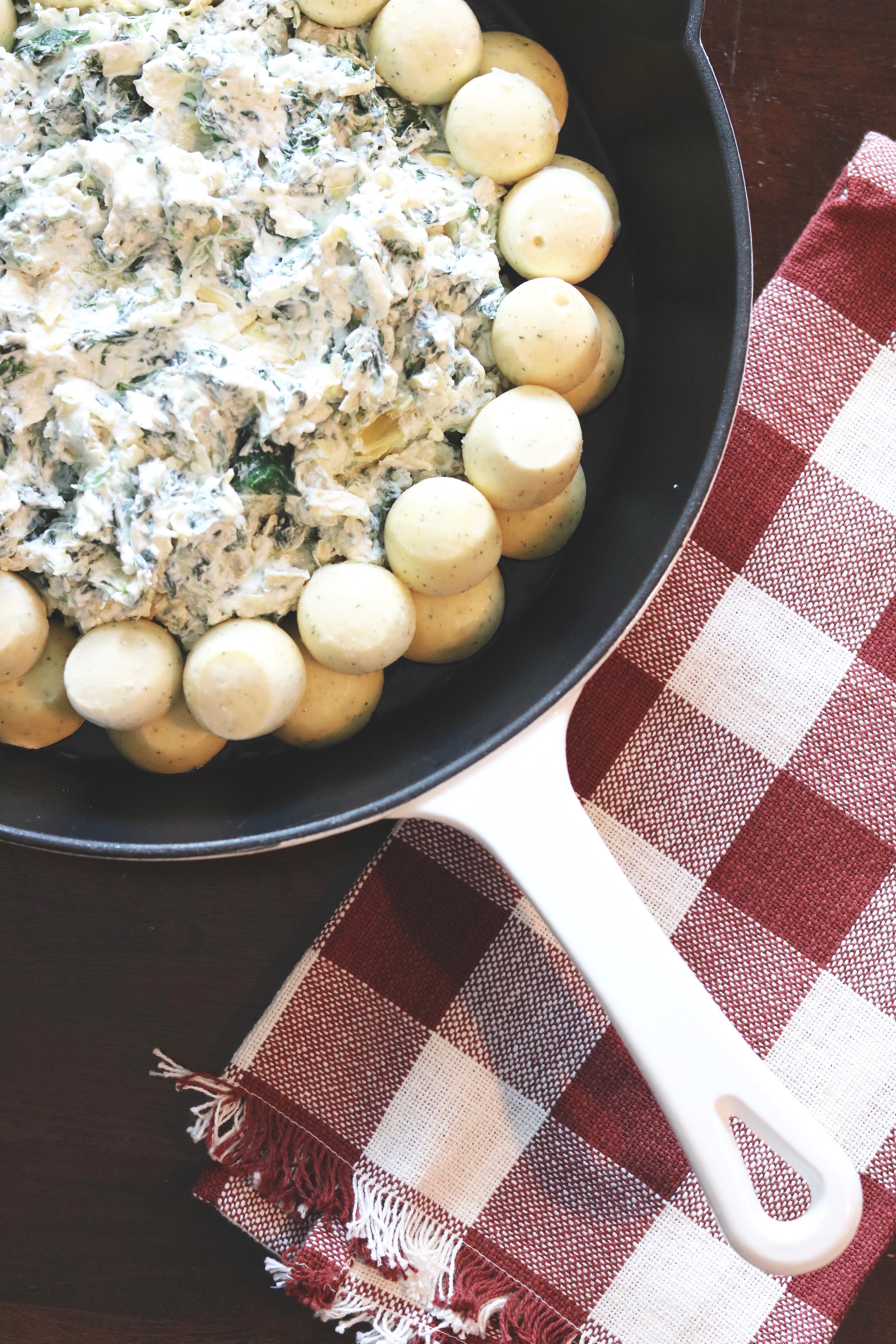 Pull Apart Bread Spinach Artichoke Dip - A Beautiful RAWR